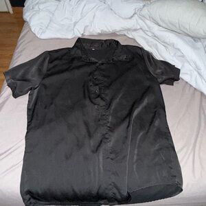 Black Short Sleeve Button-Up Shirt